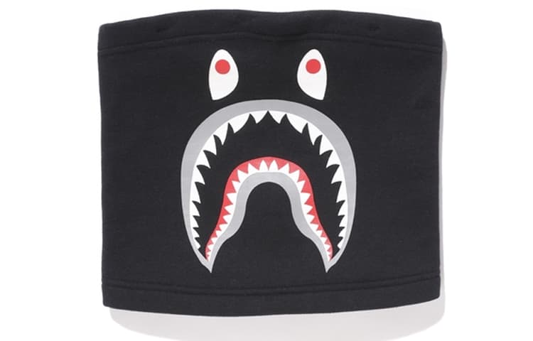 A BATHING APE Shark Scarf Black