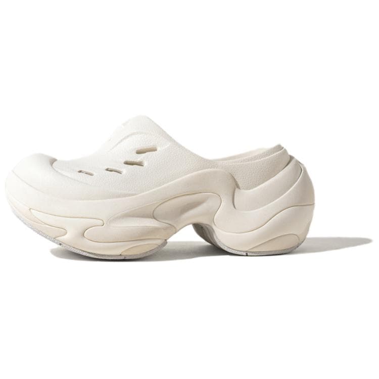 ANTA SNEAKERVERSE SV FireOrb