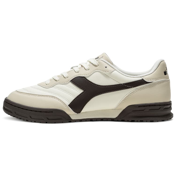Diadora Loyal