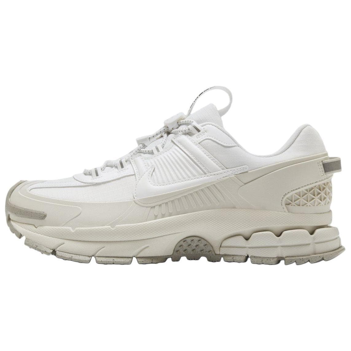 Nike Zoom Vomero 5 Roam "Summit White"