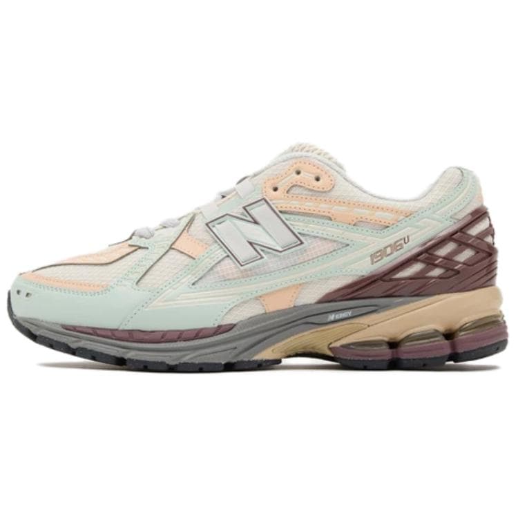 New Balance 1906R