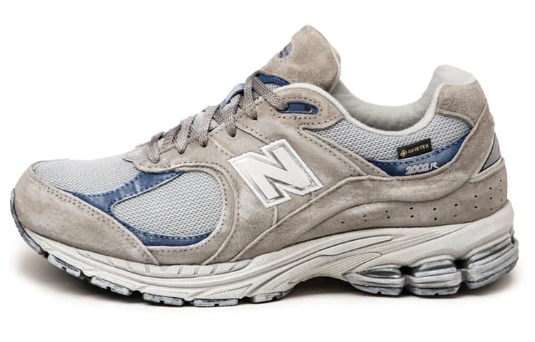 New Balance 2002R Gore-tex