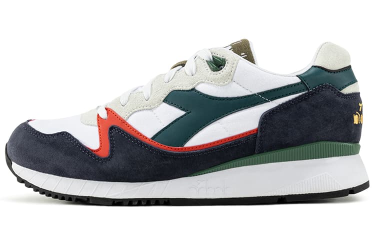 Diadora V7000 White Black