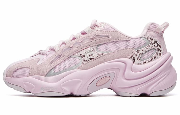 Fila Low Top Sneakers