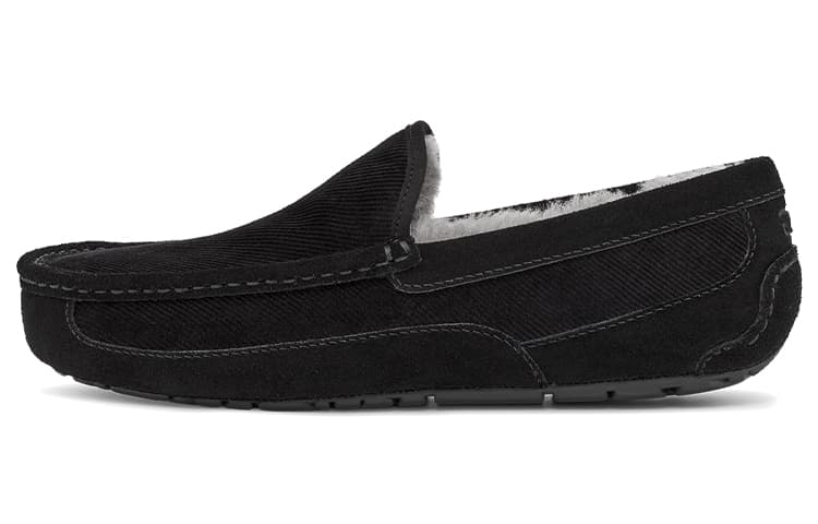 UGG Ascot Corduroy II Black