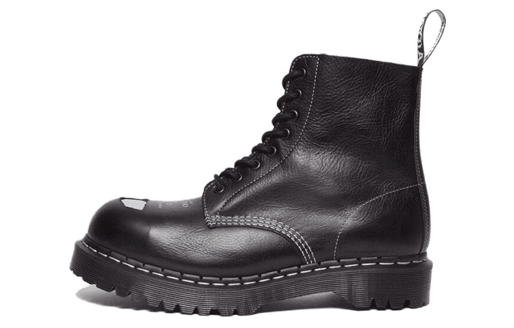 DR.MARTENS Dr. Martens