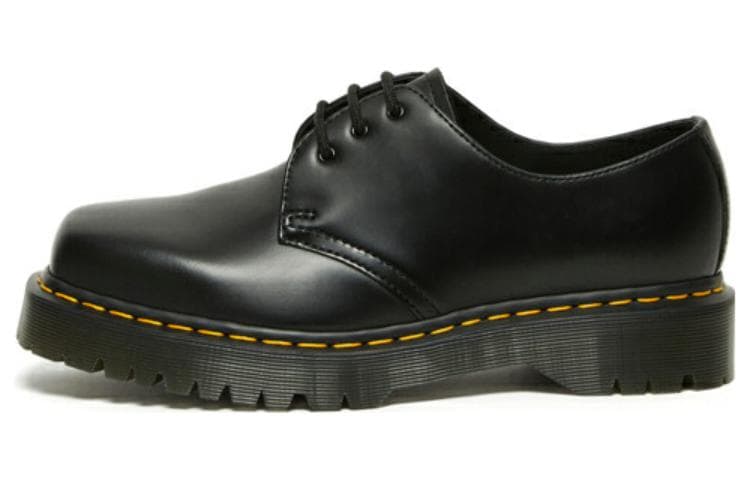 DR.MARTENS Dr. Martens