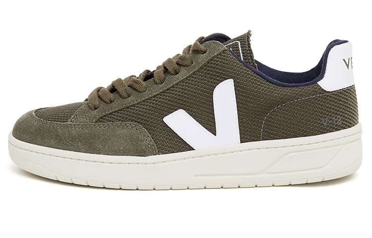 VEJA V-12 Olive Green