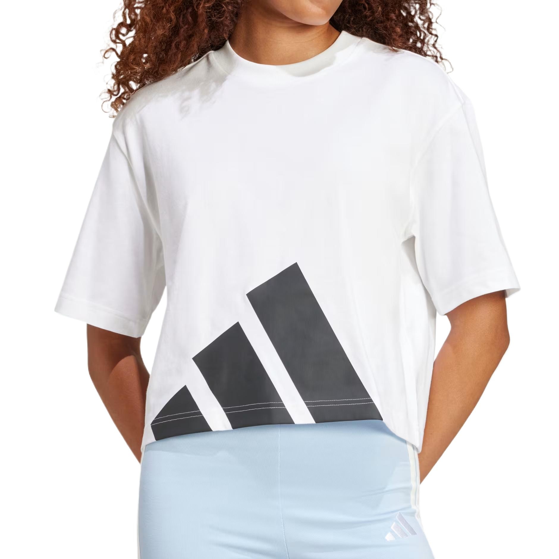 Adidas Essentials — фото 1