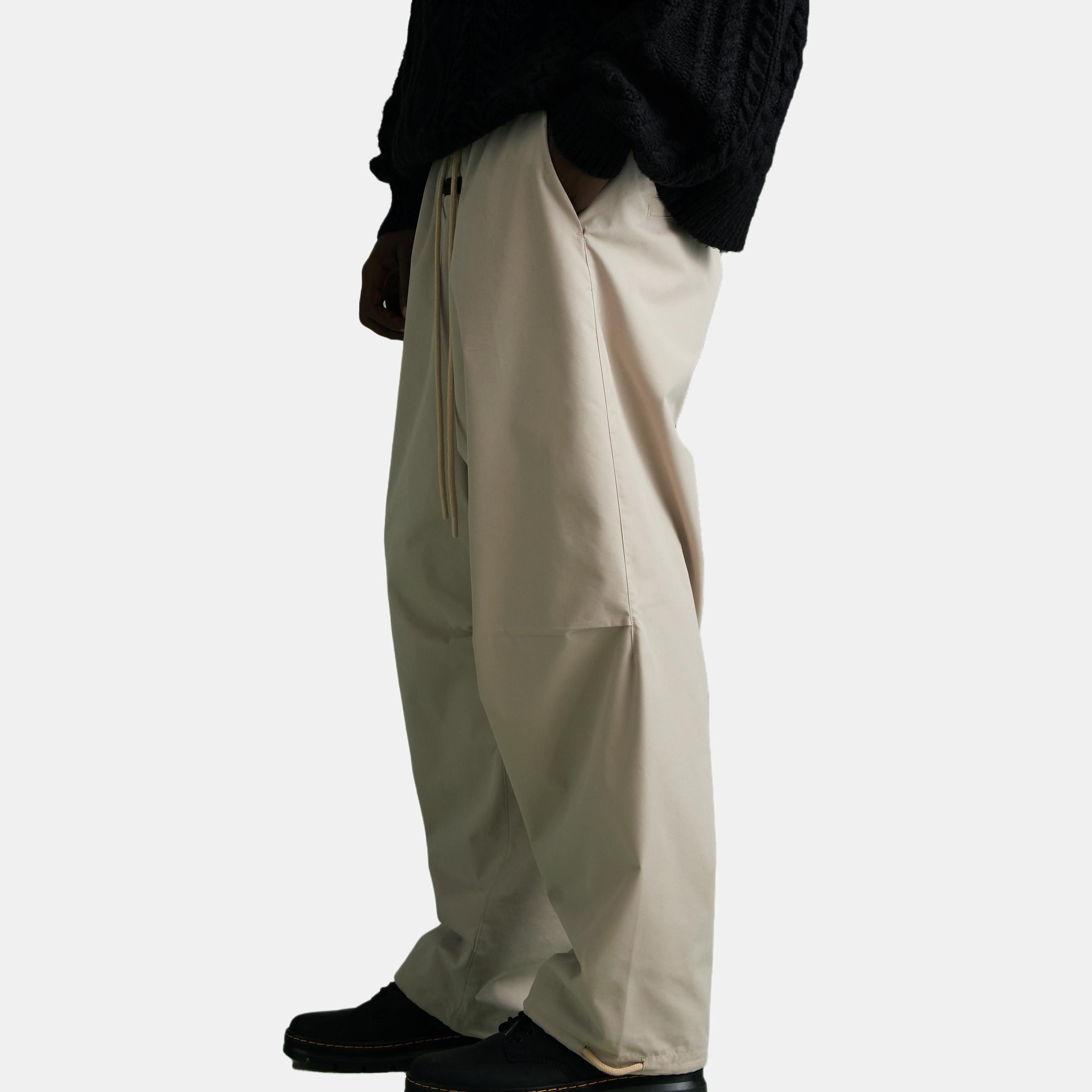 Fear Of God Essentials Relaxed Trouser Silver Cloud — фото 5