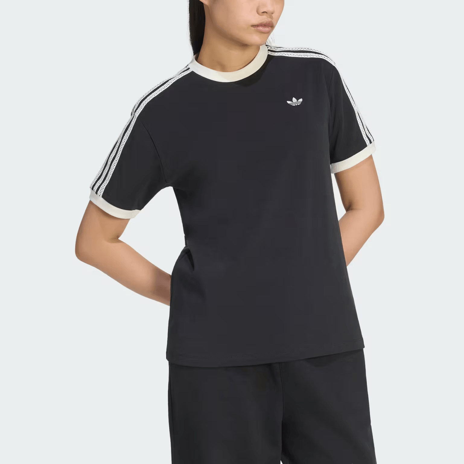 Adidas originals 3-Stripes GLOW ADVANCED T — фото 1