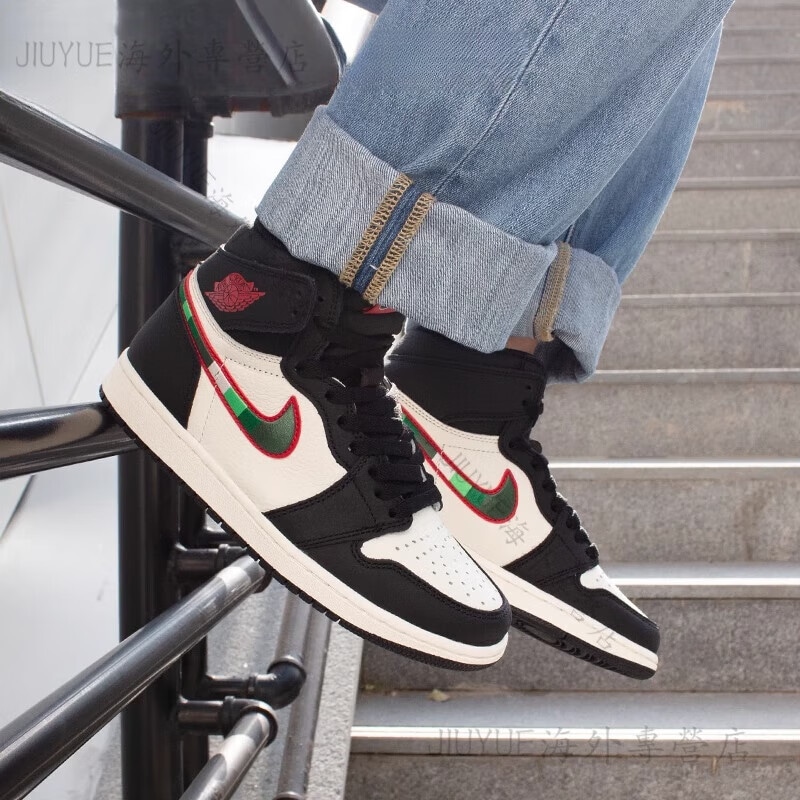 Jordan Air Jordan 1 Retro High OG Sports Illustrated GS — фото 5