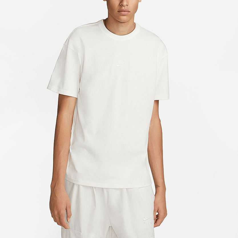 Nike Sportswear Premium Essentials — фото 4