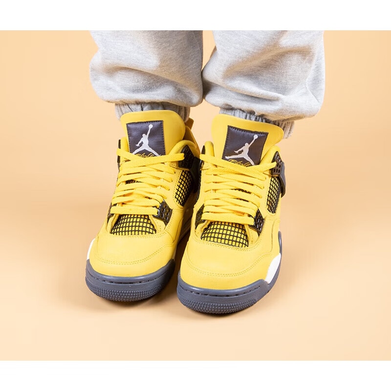 Jordan Air Jordan 4 Retro "Tour Yellow" GS — фото 2