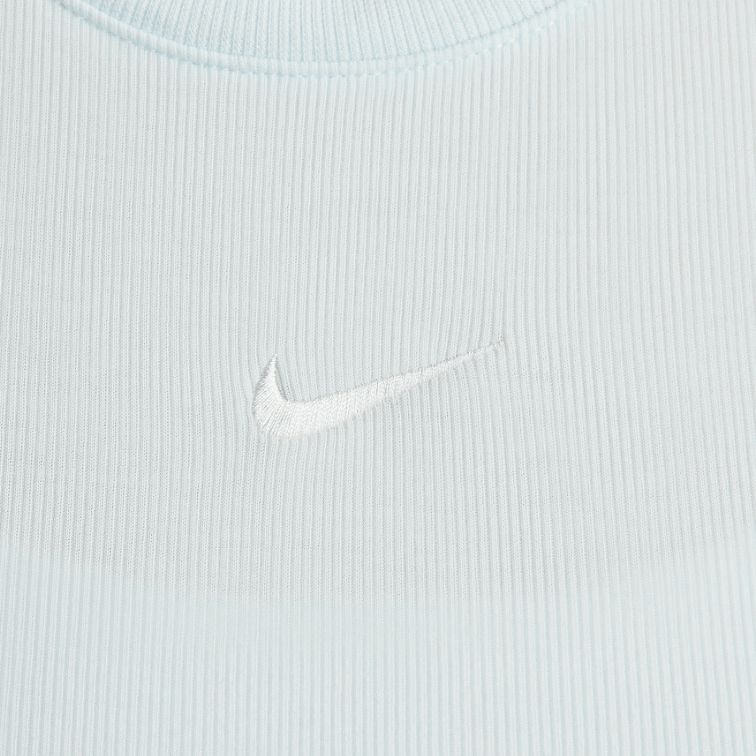 Nike Sportswear Essentials — фото 3