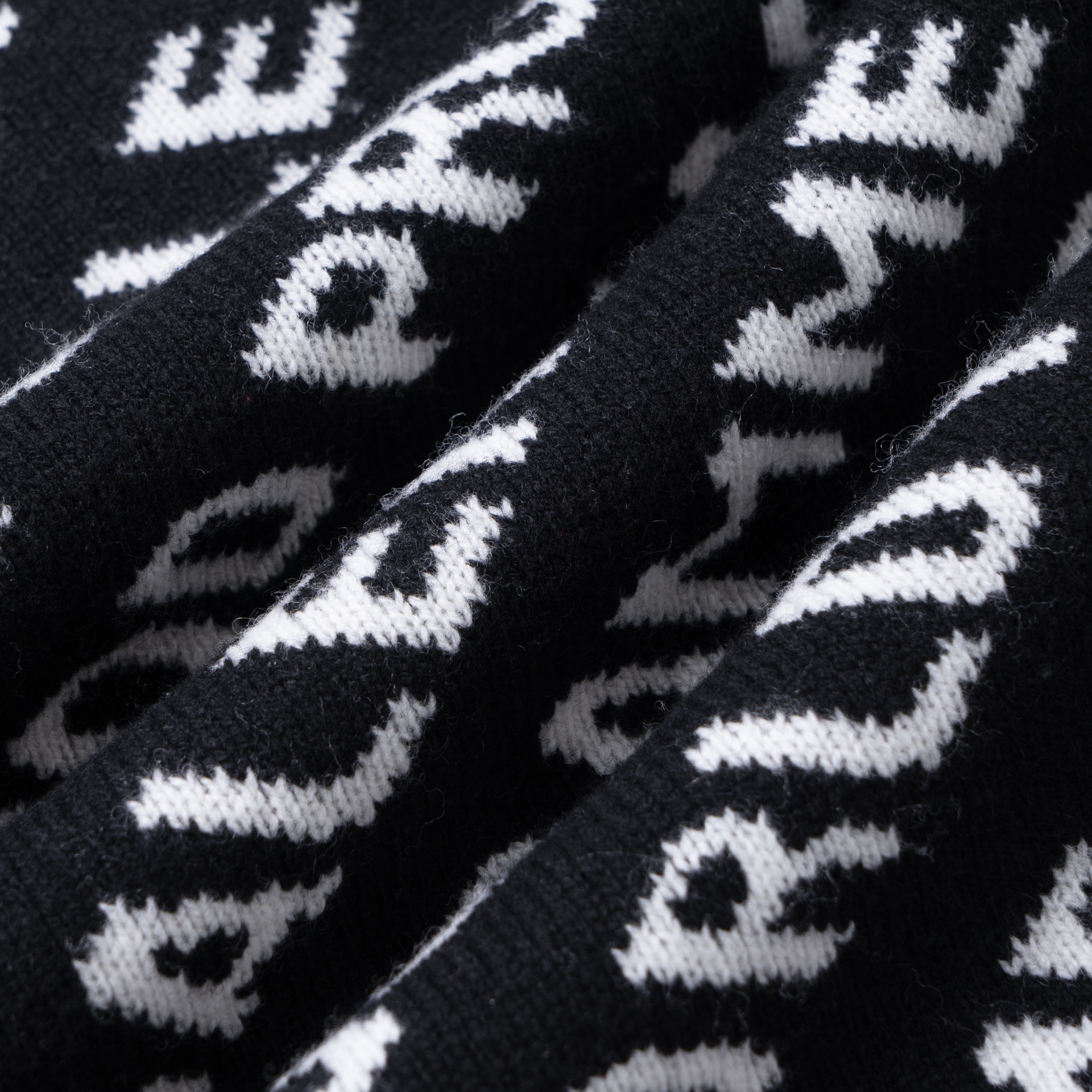 Balenciaga FW21 World Food Programme Sweater — фото 9
