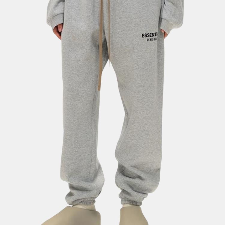 Fear Of God Essentials FW24 Holiday Core Fleece Pants Light Mist Grey — фото 3