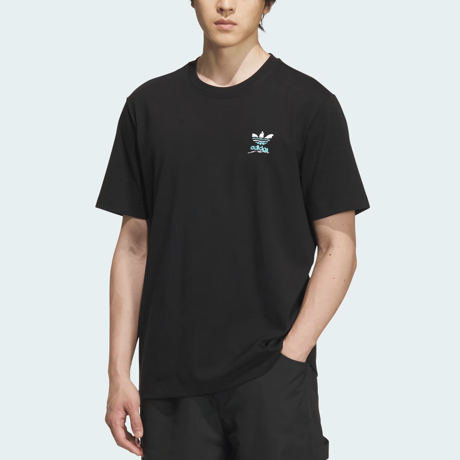 Adidas originals SS25 GRFX logoT — фото 1