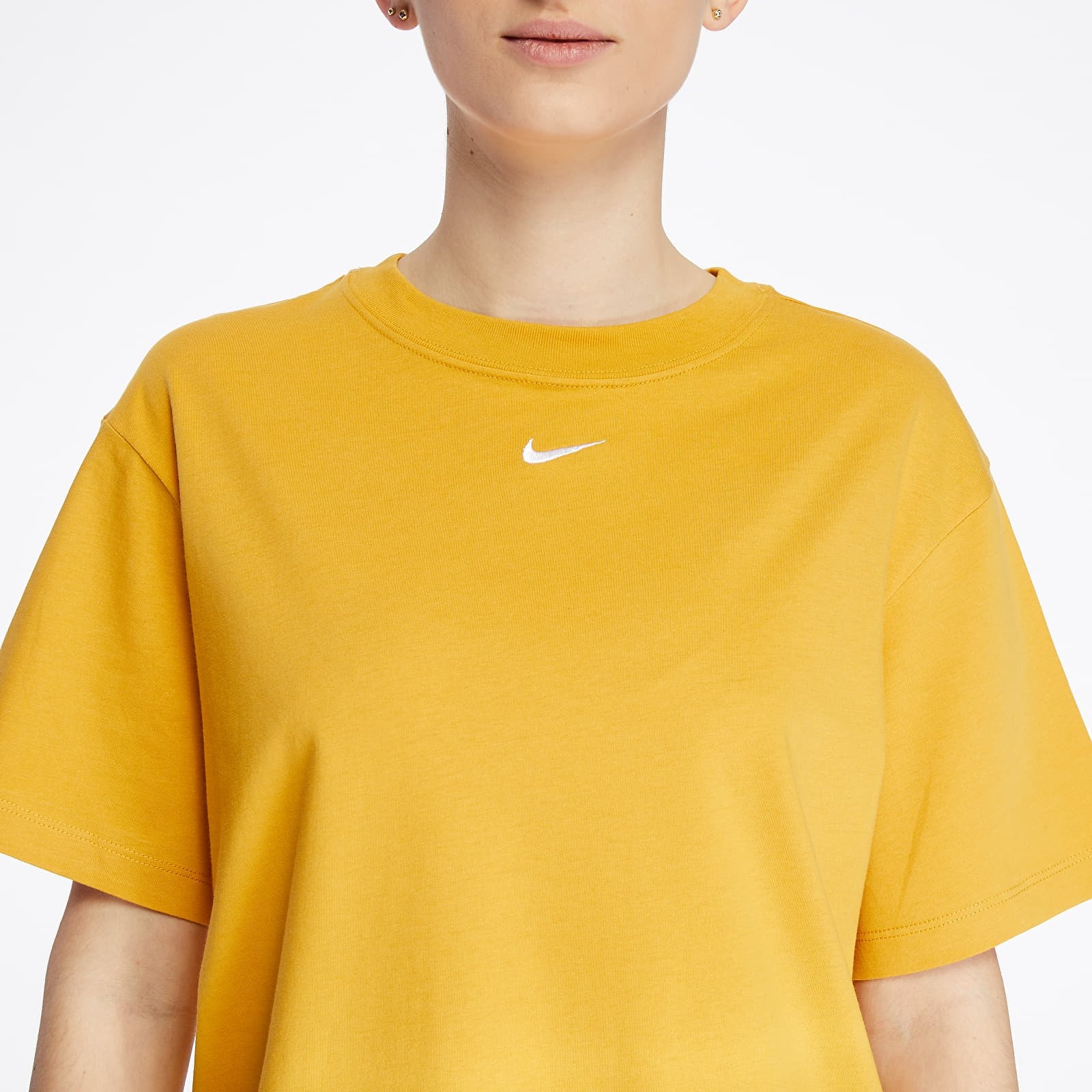 Nike Sportswear Essentials LogoT — фото 3