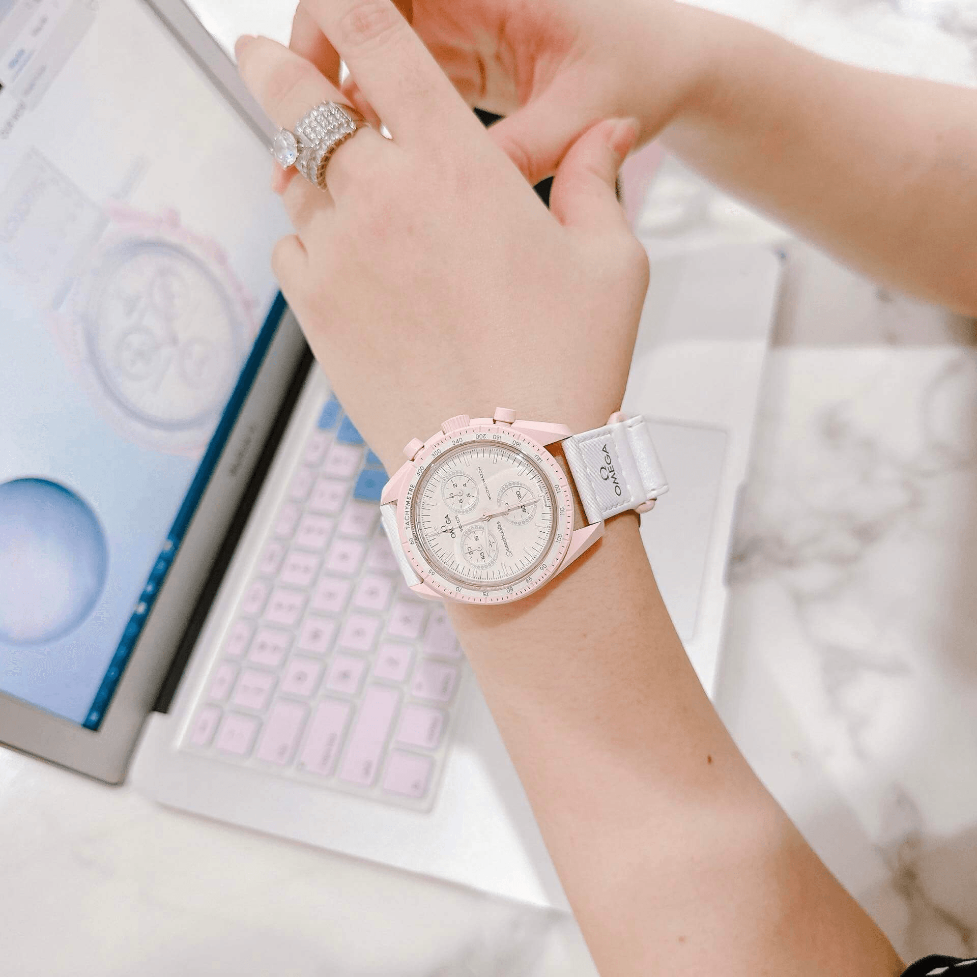 Swatch x Omega SO33P100 — фото 5