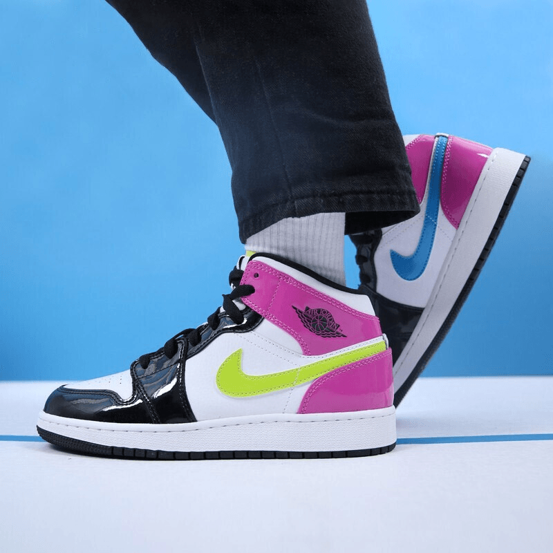Jordan Air Jordan 1 Mid "Patent Leather" GS — фото 4