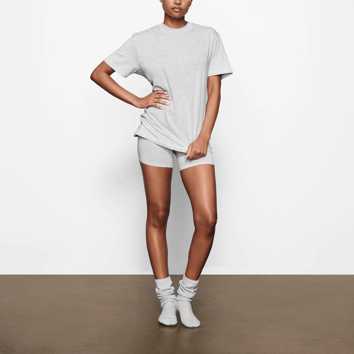 Skims Boyfriend T-Shirt Light Heather Grey — фото 1