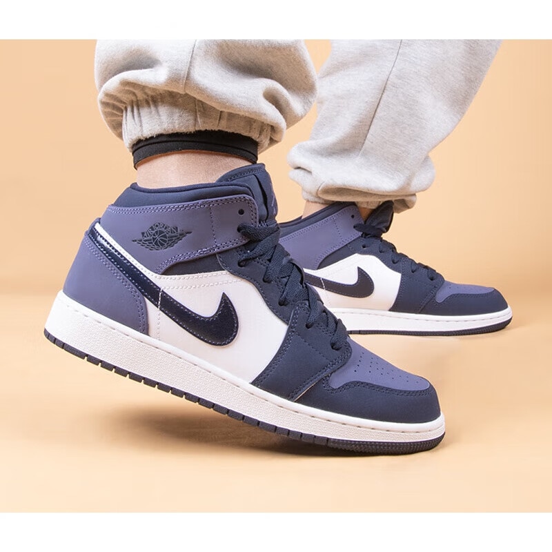 Jordan Air Jordan 1 Mid Sanded Purple GS — фото 4