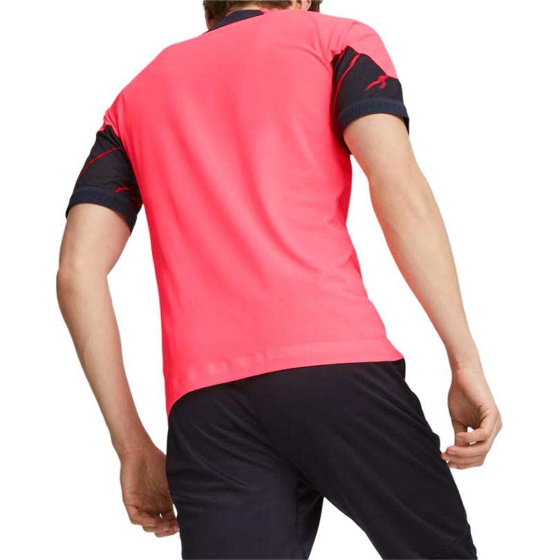 Puma 2023-24 Manchester City Puma Pro Training Shirt logo — фото 3