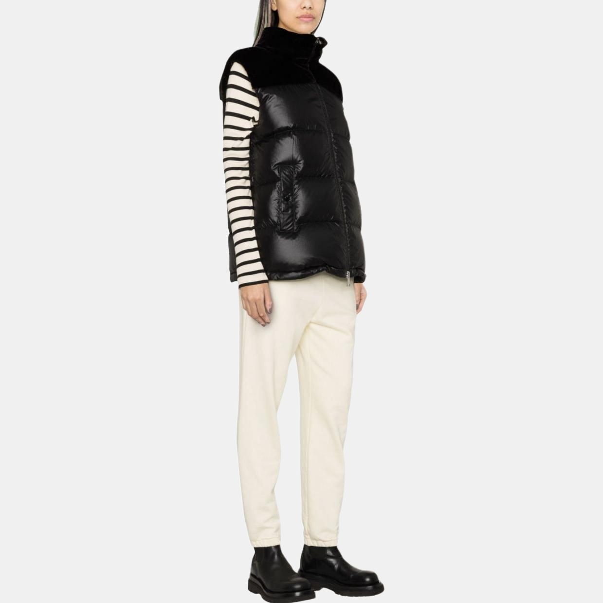 Moncler Одежда (Арт. I20931A000465972C) — фото 1