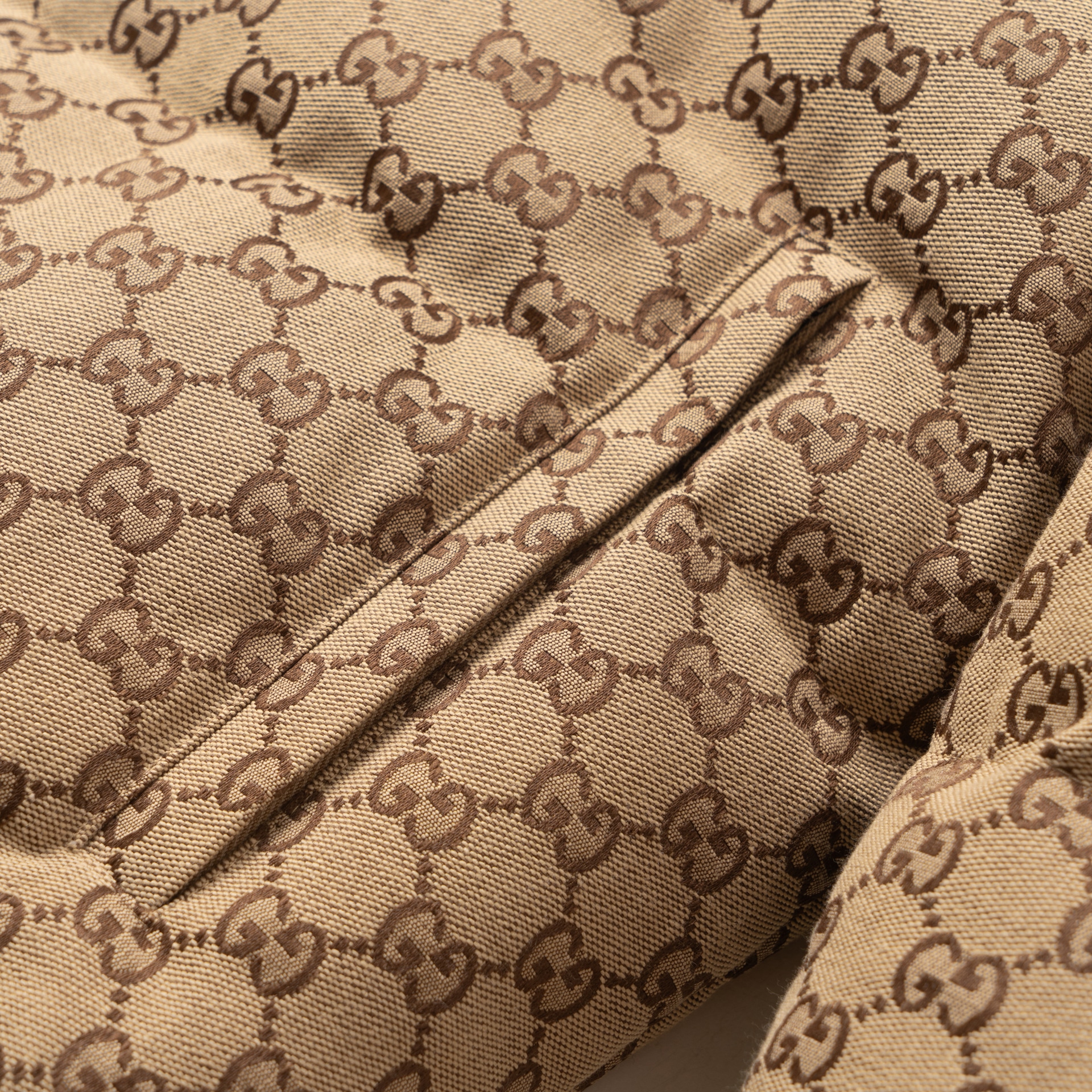 Gucci FW23 Beige Down Jacket — фото 3