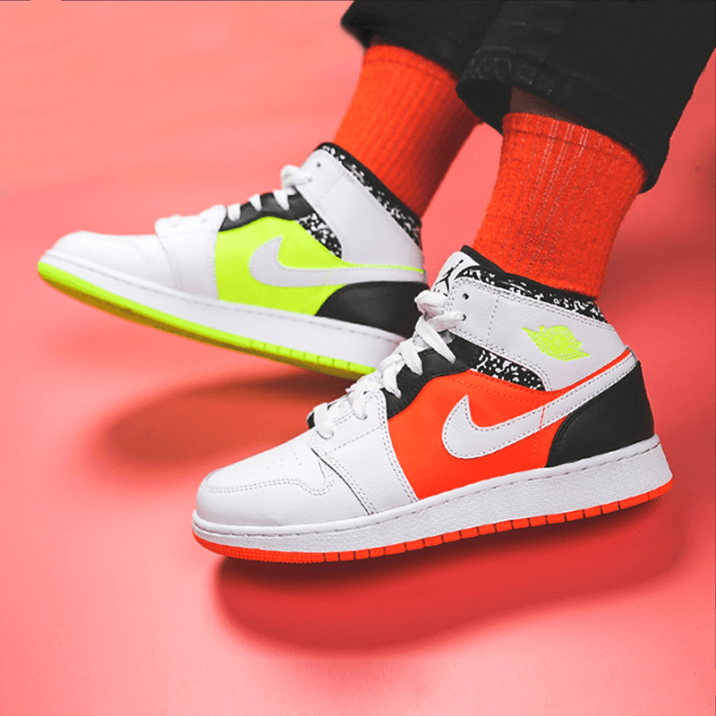 Jordan Air Jordan 1 Mid GS — фото 3
