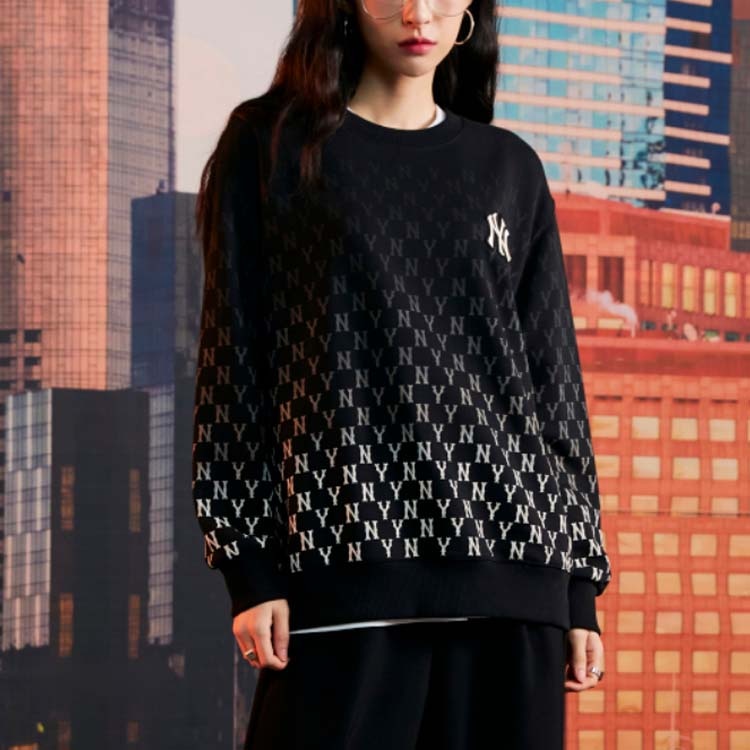 MLB Yankees Gradient Logo Pullover Sweatshirt — фото 3