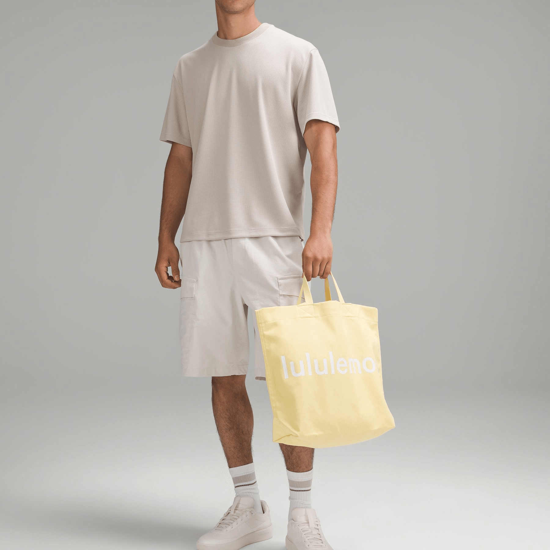 Lululemon Double-Handle 17L Tote — фото 2