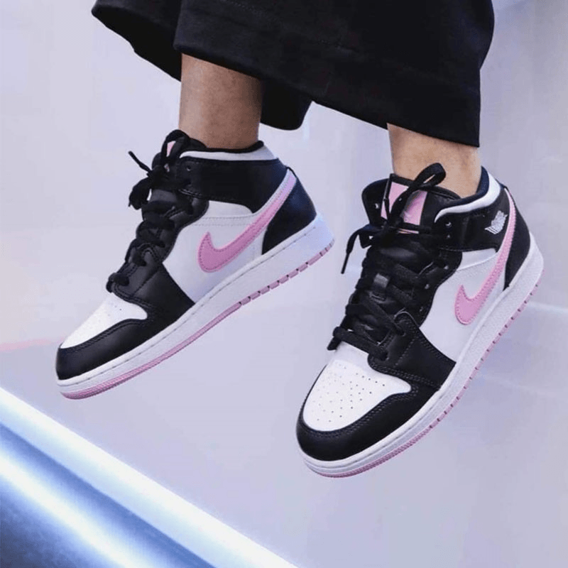 Jordan Air Jordan 1 Mid GS — фото 5