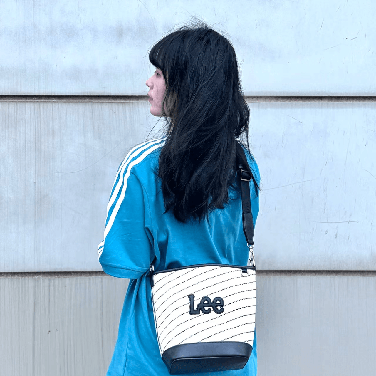 Lee Crossbody Bag Beige — фото 9