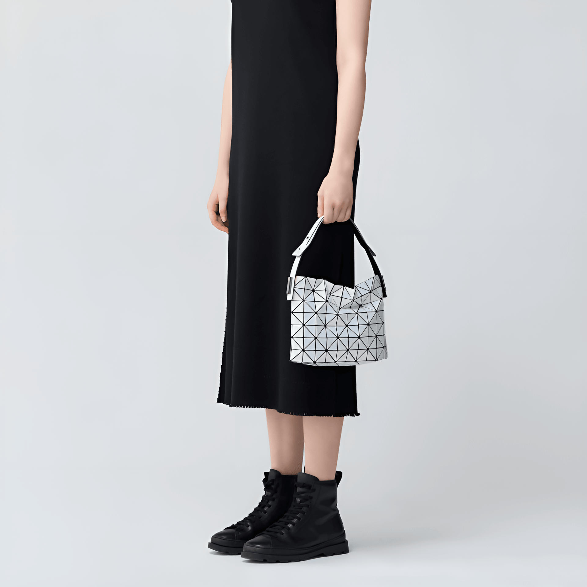 Issey Miyake Baguette 6 — фото 3