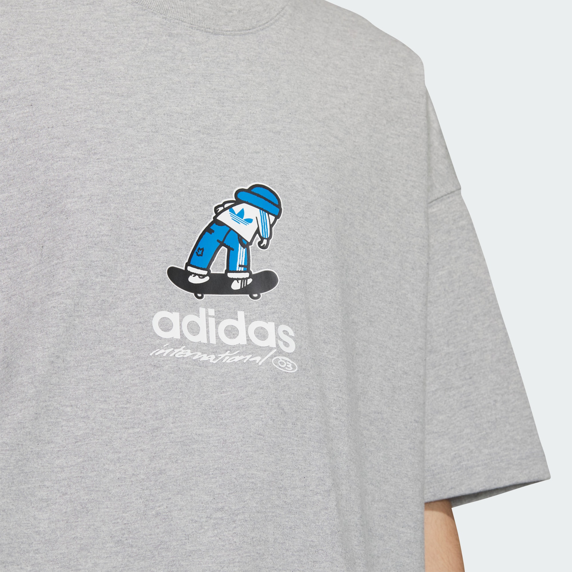 Adidas originals CITY SKATE SHORT SLEEVE LogoT — фото 4