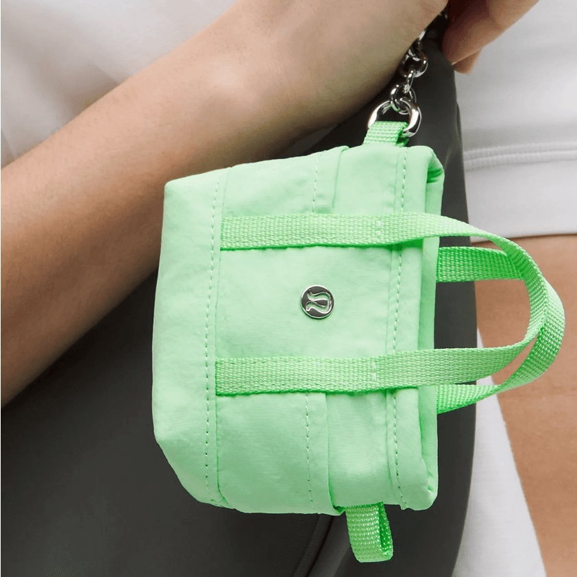 Lululemon Classic Logo Recycled Nylon Wallet Green — фото 4
