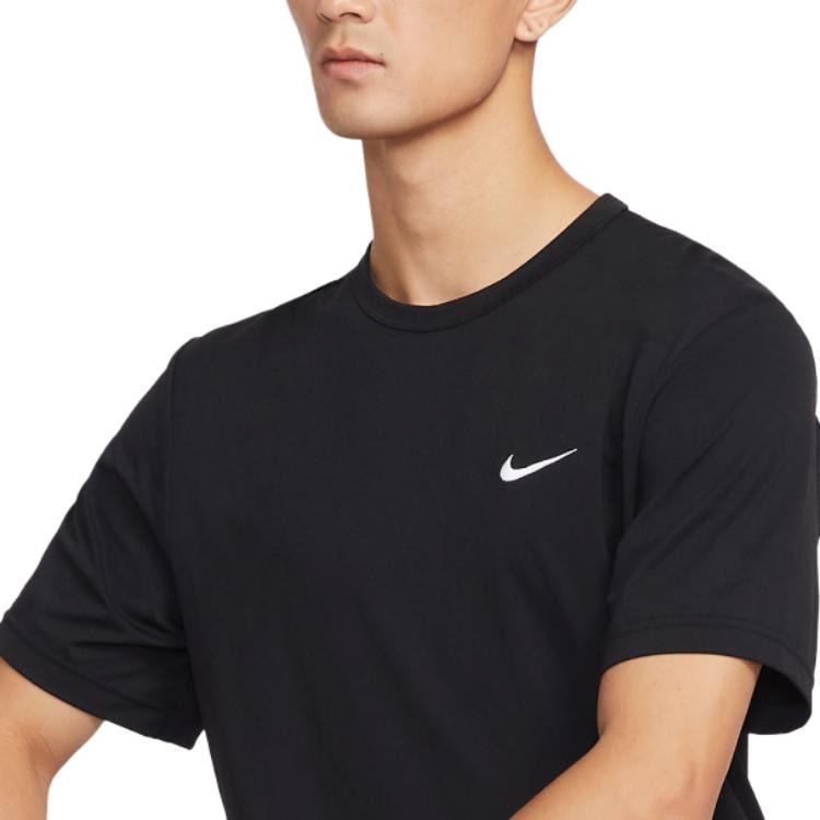 Nike HYVERSE AS M NK DF GFX SS TOP T — фото 7