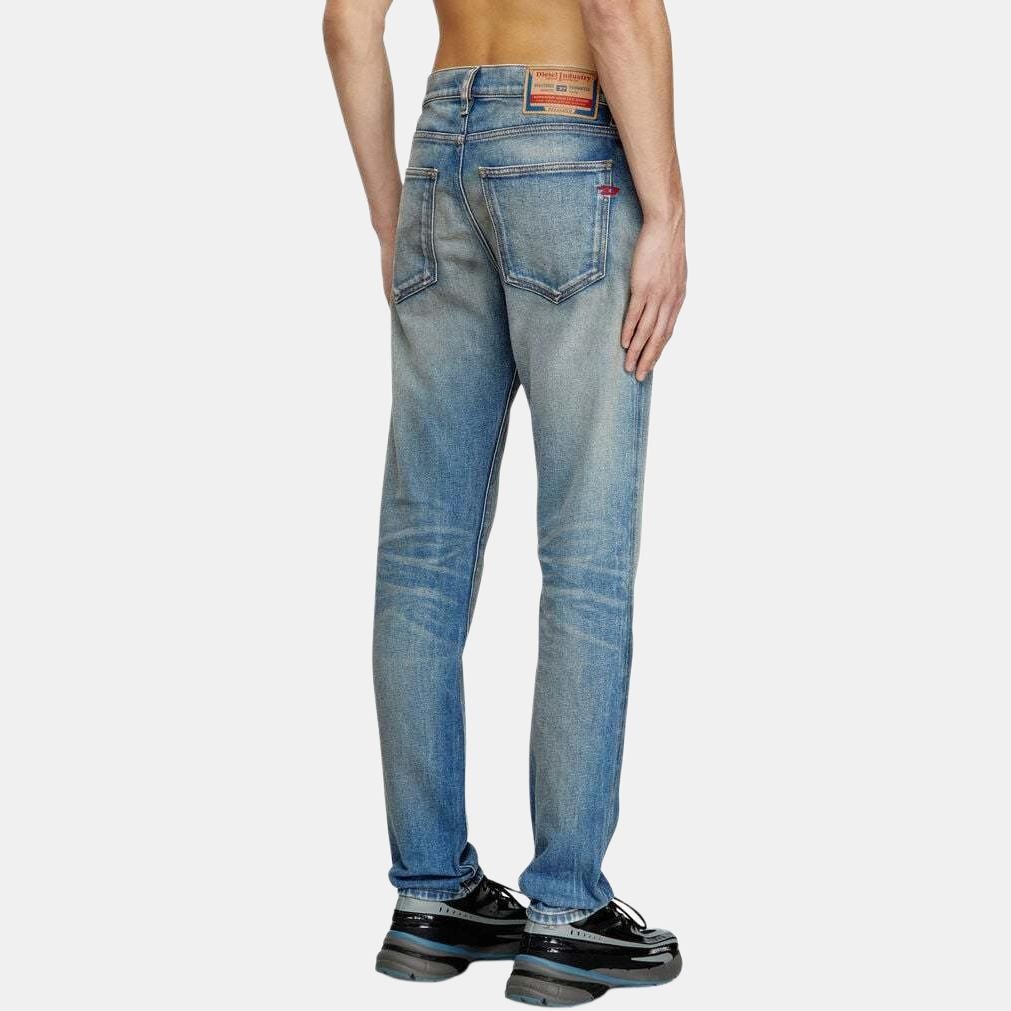 Diesel Slim Mid-Rise Jeans — фото 3