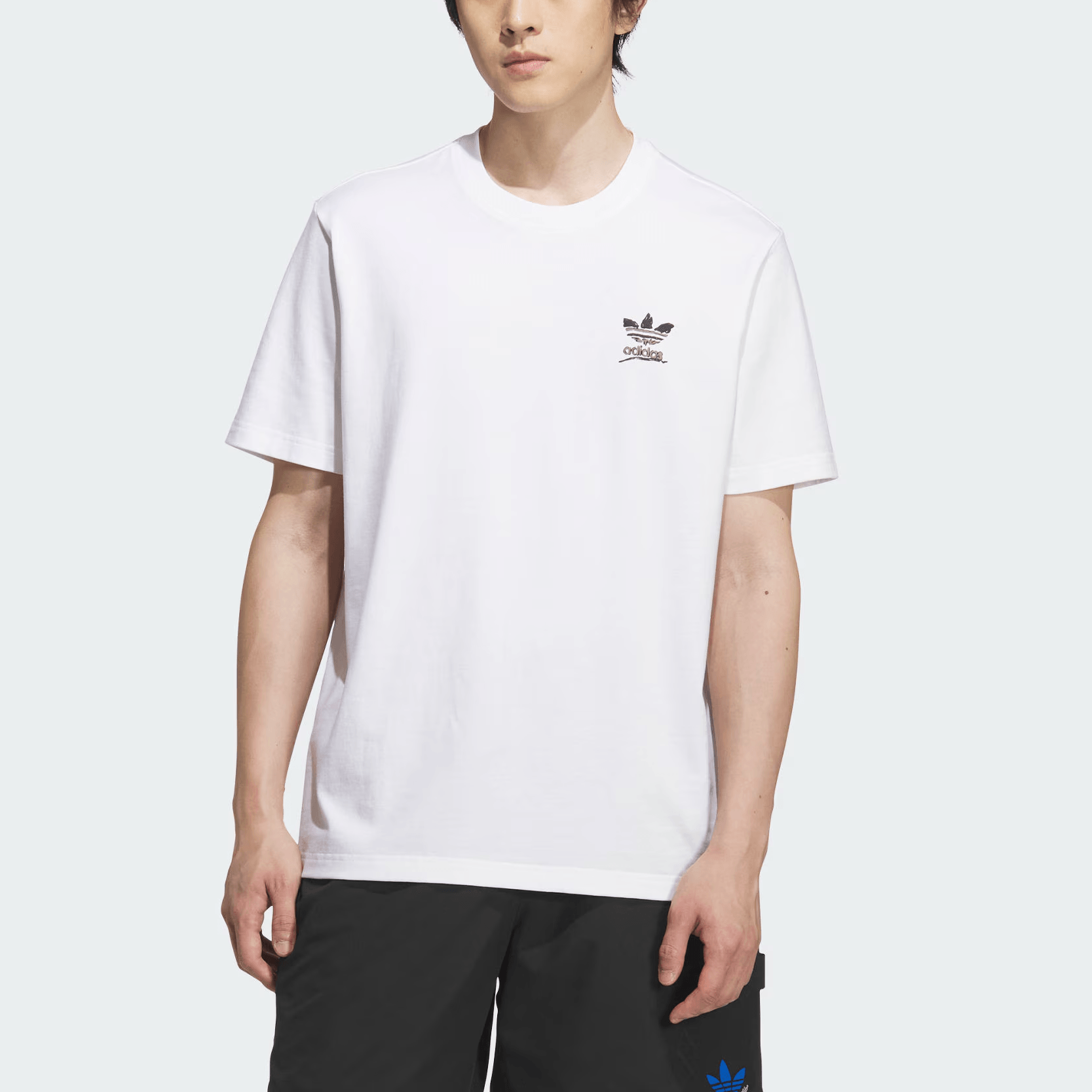 Adidas originals SS25 GRFX logoT — фото 1