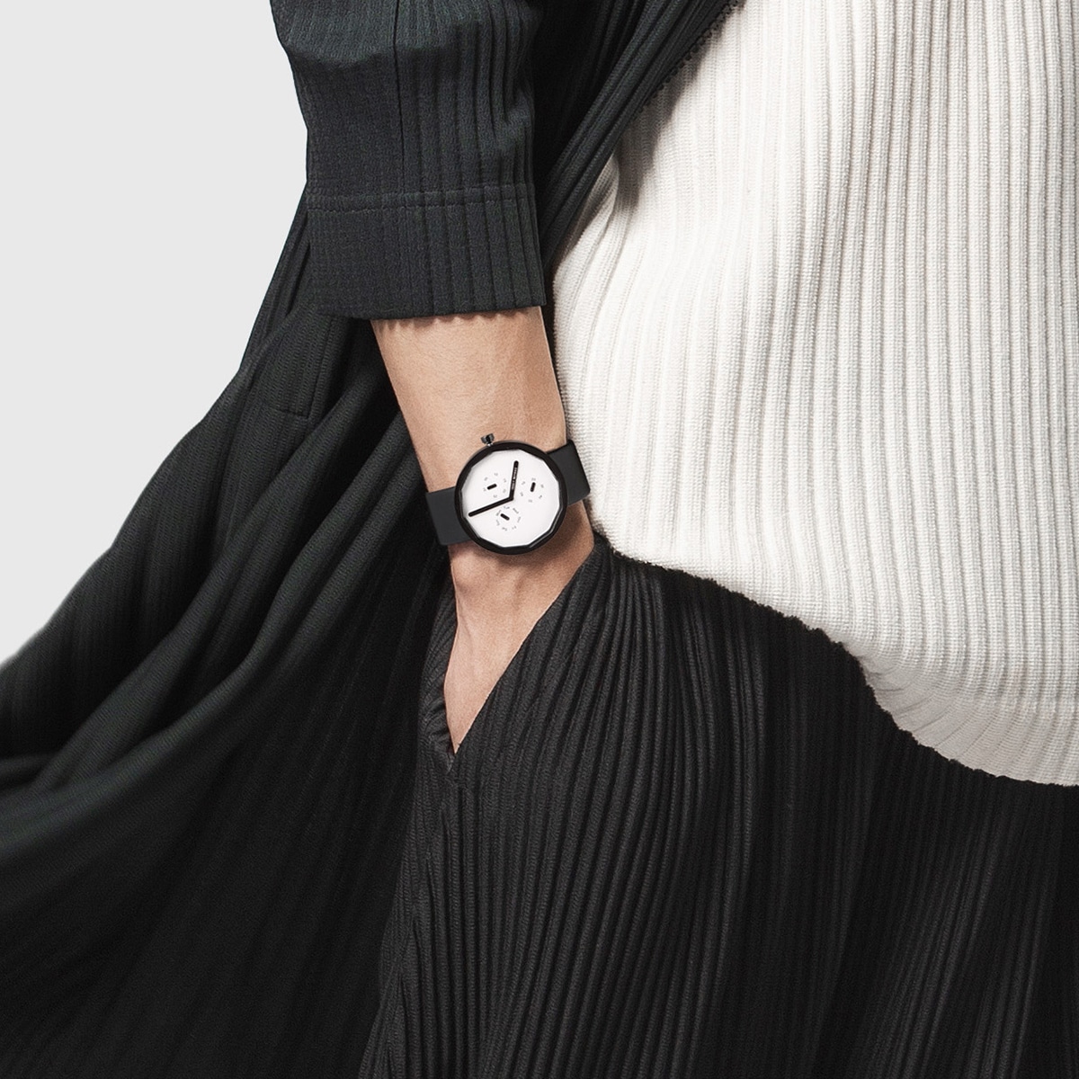 Issey Miyake TW 30 38mm SILAP008 — фото 2