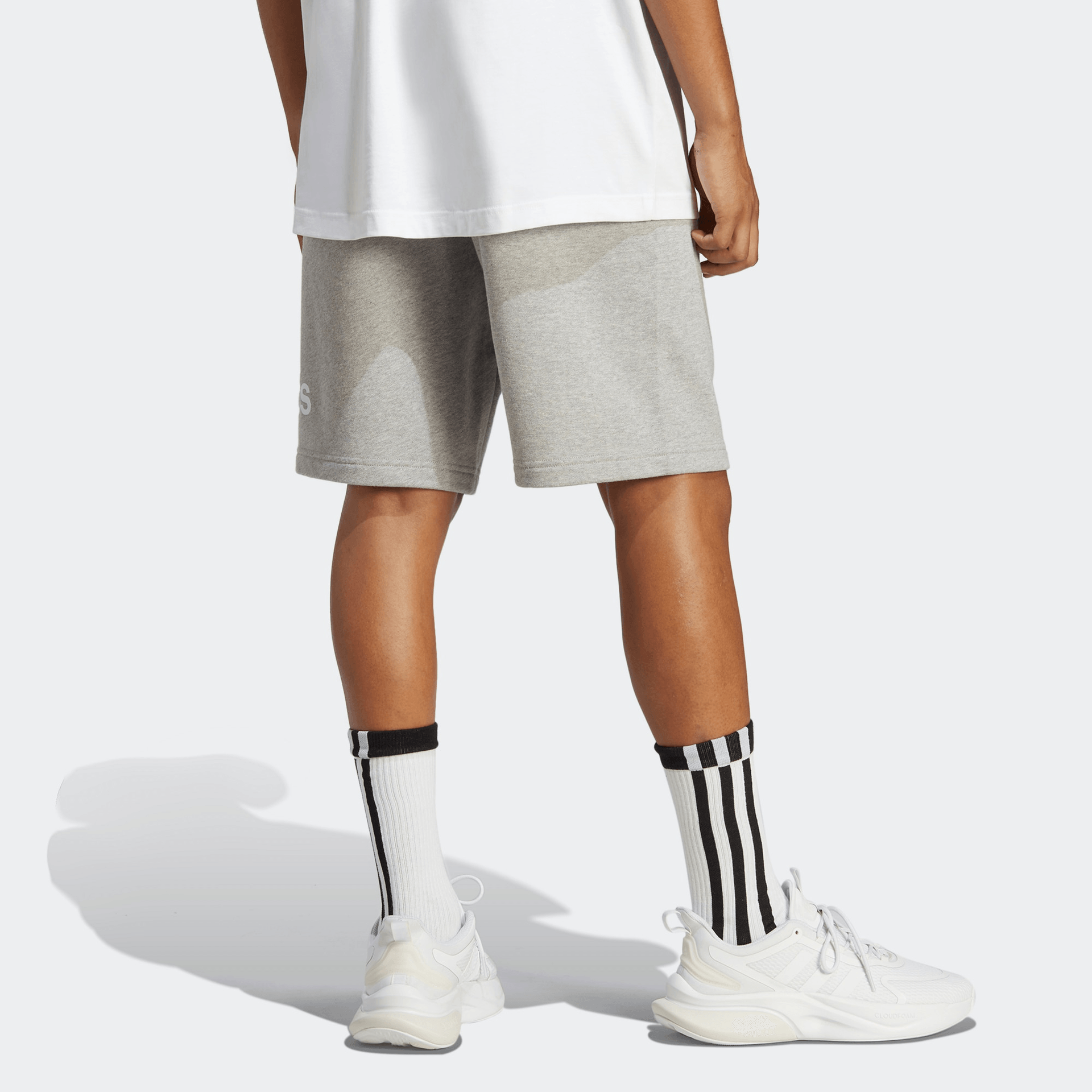 Adidas Essentials Shorts Logo — фото 3