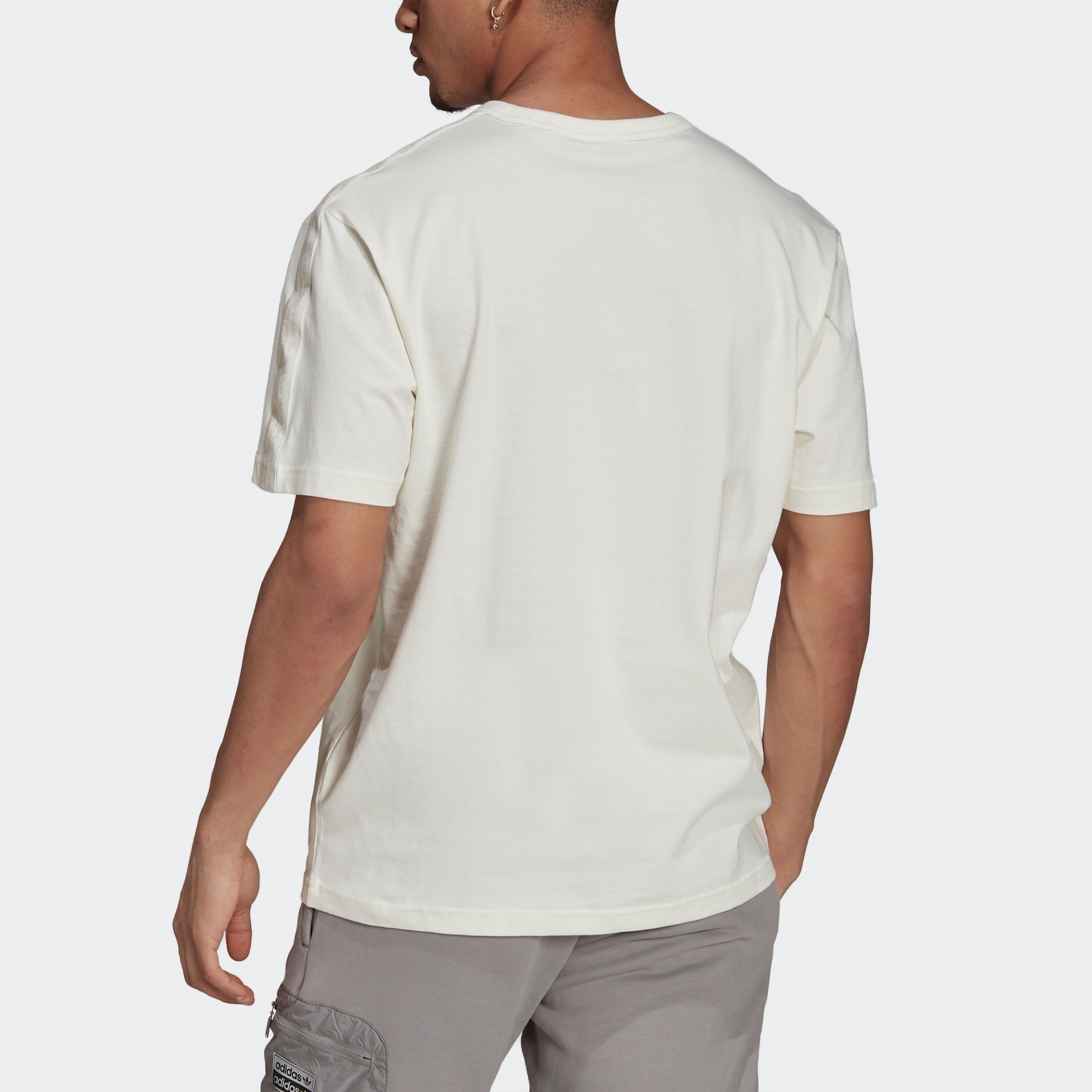 Adidas R.Y.V. Logo Tee — фото 2