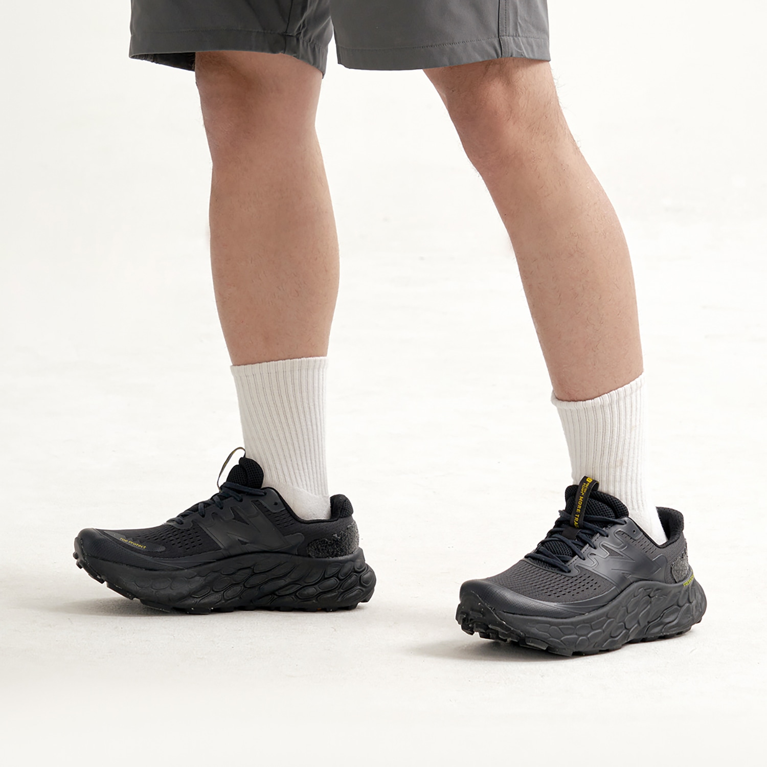 New Balance Fresh Foam X More V3 Black — фото 6