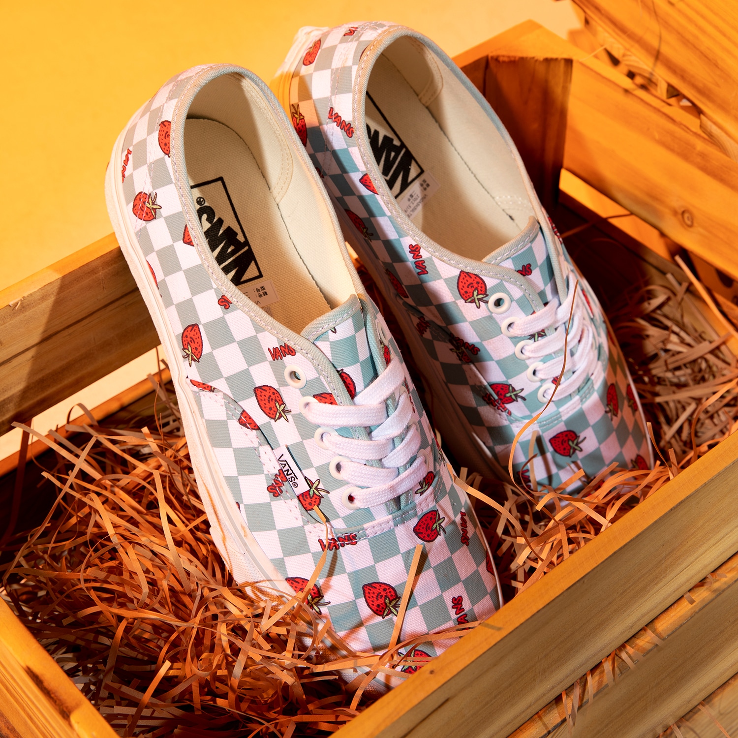 Vans Authentic Strawberry Print — фото 8