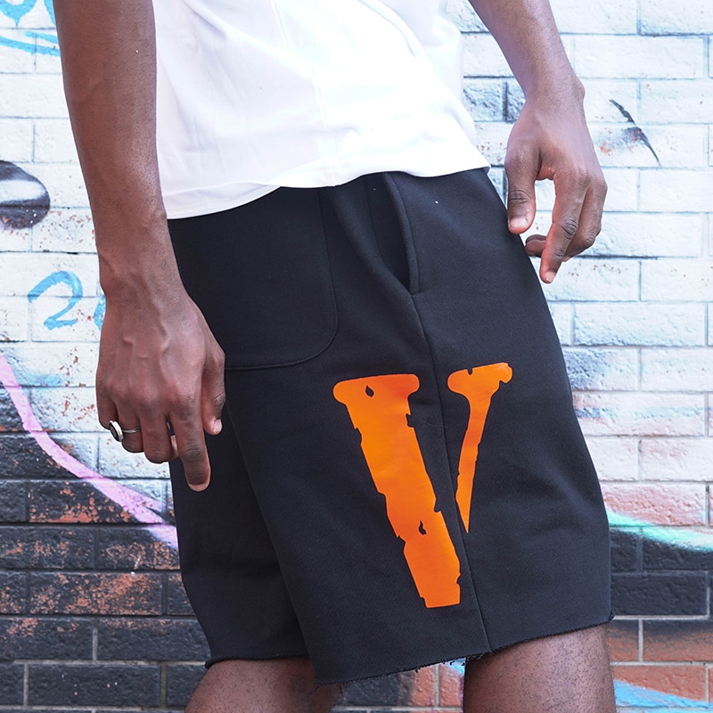 Vlone Classic Gothic Letter Knit Shorts Black Orange — фото 5