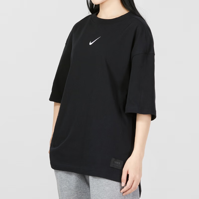 Nike Sportswear City Utility Logo T — фото 4