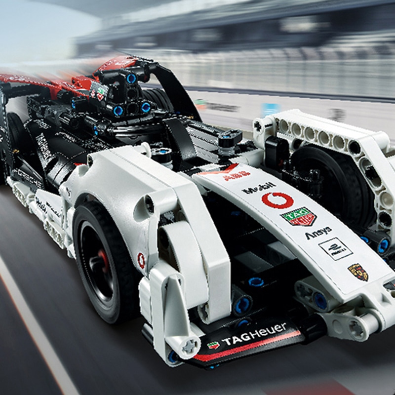 Lego Porsche Formula E 99X Electric 42137 — фото 2