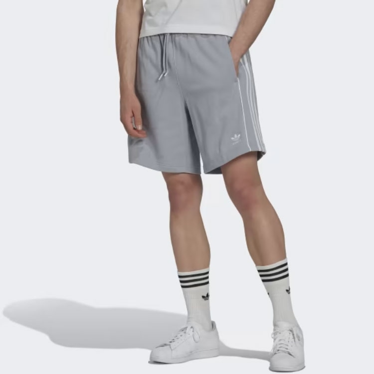 Adidas Rekive Shorts — фото 1